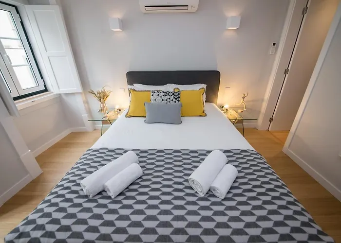 Principe Real Oasis With Private Patio *