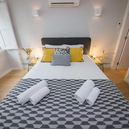 Principe Real Oasis With Private Patio By Nestatlisbon *