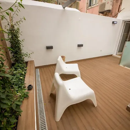 Principe Real Oasis With Private Patio By Nestatlisbon 아파트 리스본