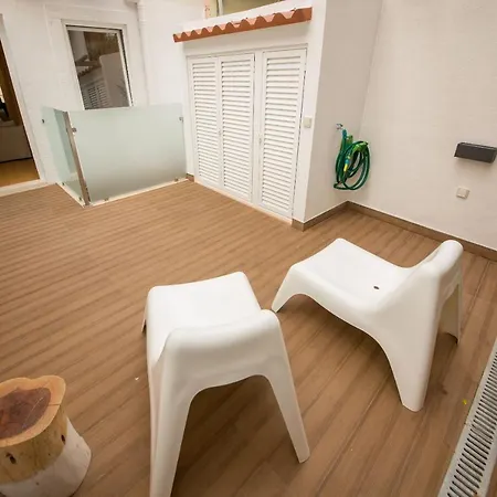 Designer In One Of Lisbon's Trendiest Quarters Apartman *