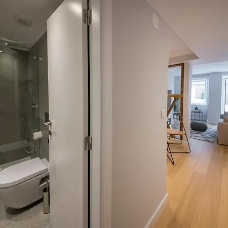 아파트 Principe Real Oasis With Private Patio By Nestatlisbon *