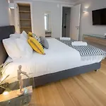 شقة Principe Real Oasis With Private Patio By Nestatlisbon *