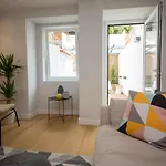 Principe Real Oasis With Private Patio By Nestatlisbon