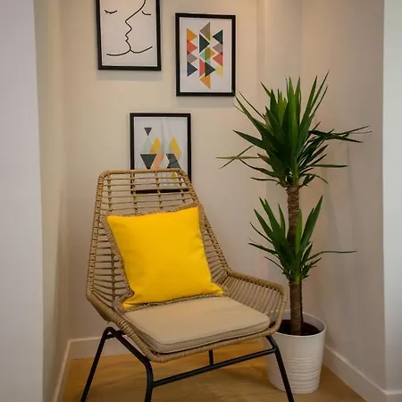 Principe Real Oasis With Private Patio By Nestatlisbon *