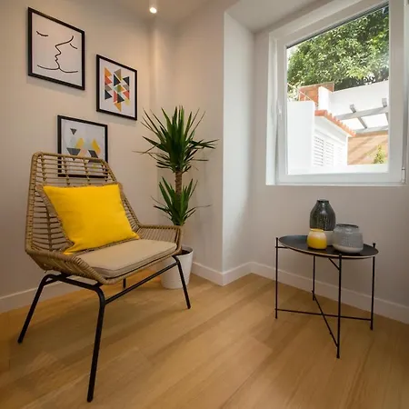 Principe Real Oasis With Private Patio Appartement